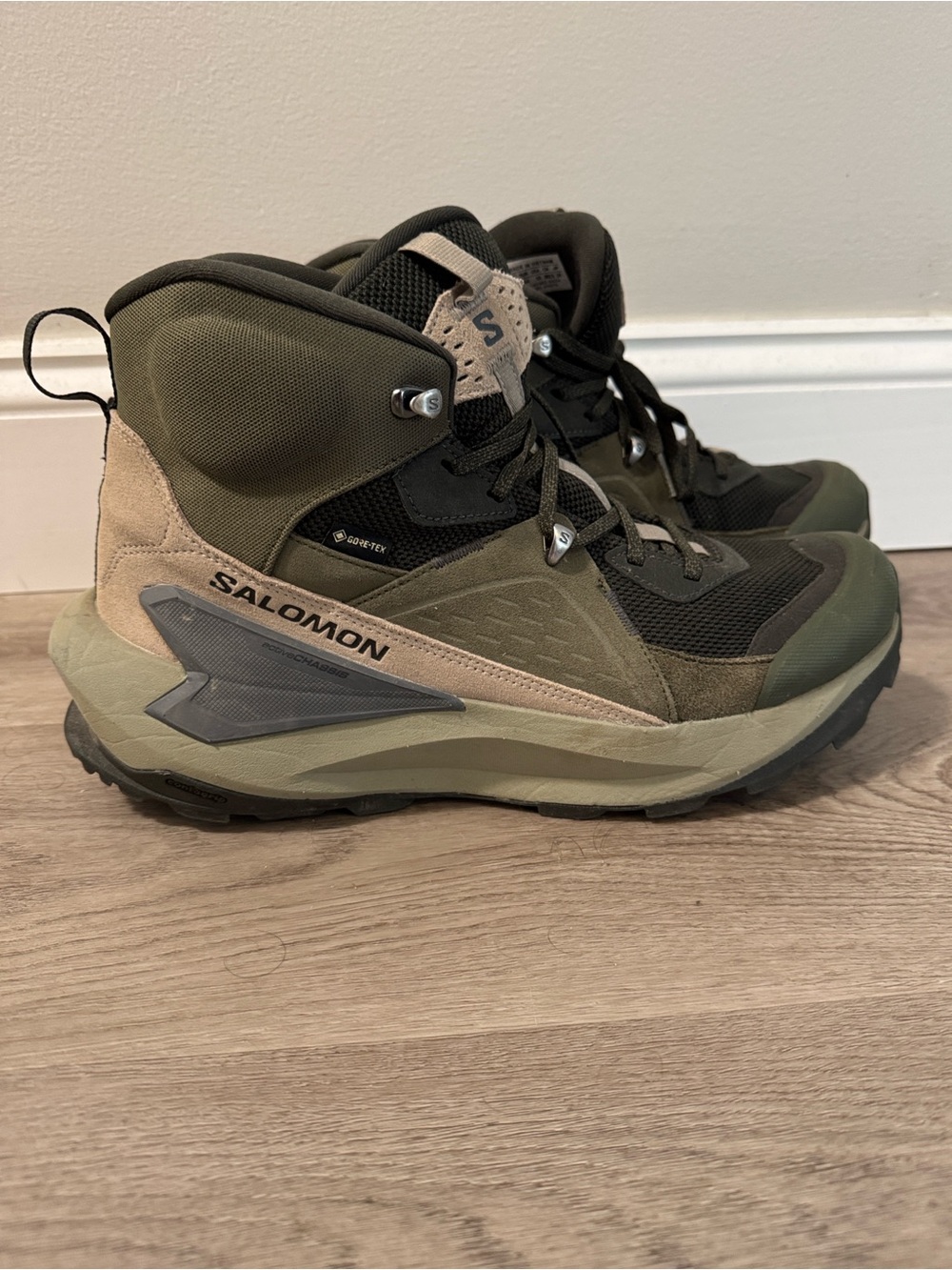 Salomon Elixir Mid GORE-TEX Men’s Size 10